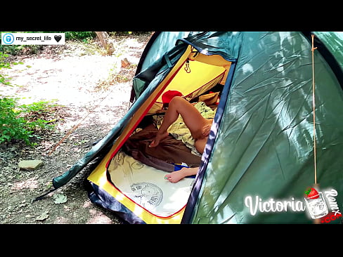 ❤️ ຖ່າຍໃນກ້ອງຖ່າຍຮູບ Passionate jerk off Stranger in a tent ❤️❌ ວິດີໂອເພັນ ຢູ່ພວກເຮົາ